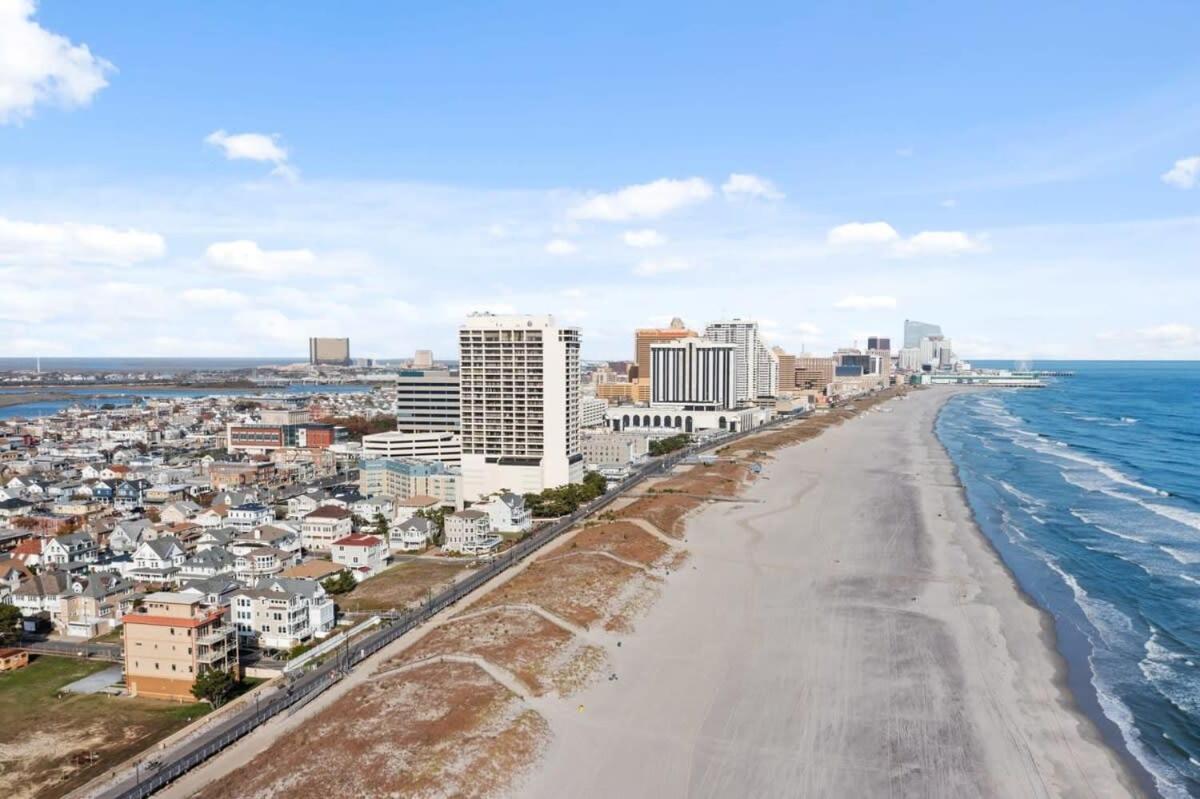 Modern 4Br 2Ba Apt Steps To The Beach Open Living Atlantic City Exterior foto